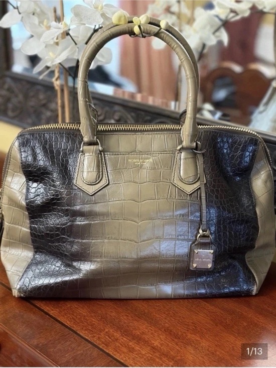 henri bendel Handbags - Henri Bendel Croc-Embossed Leather Satchel Olive/Black